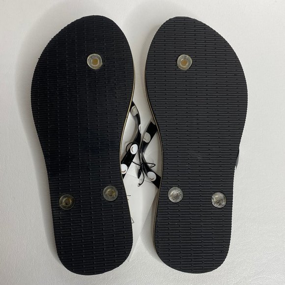 Vera Bradley Flip Flops - NWT - Picture 5 of 8